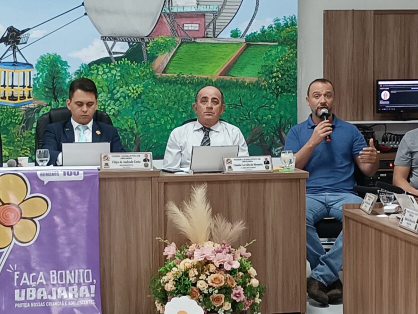 Vereadores de Ubajara, Prefeito e Vice discutem projeto 34 sobre a venda de três imóveis públicos