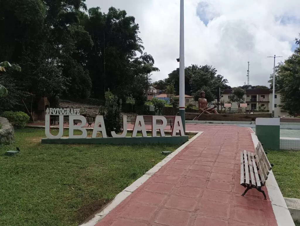 letreiro na entrada da cidade de Ubajara mostra nome do município