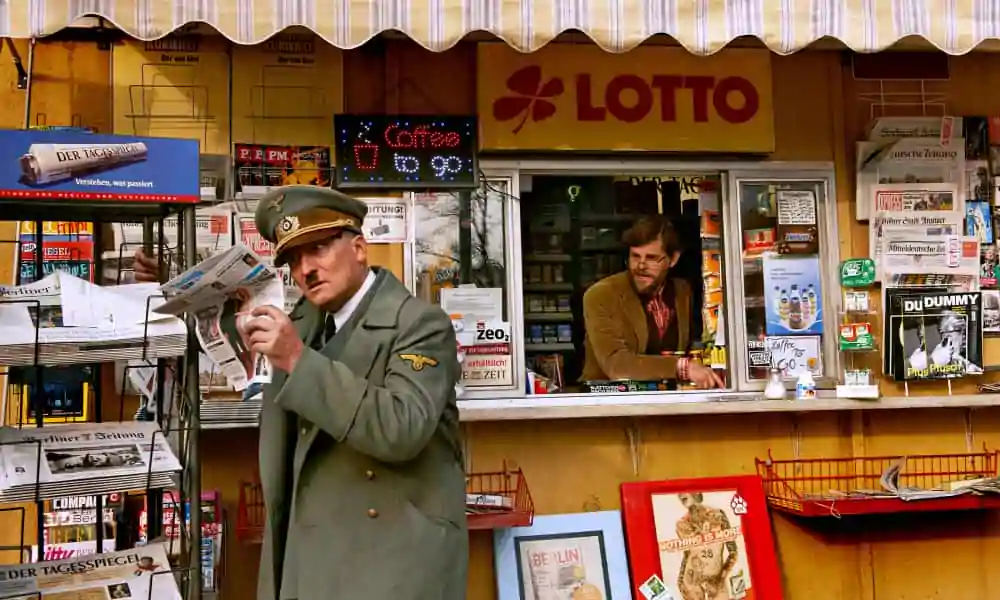 Ele está de volta: sátira de Adolph Hitler, cena do filme. 