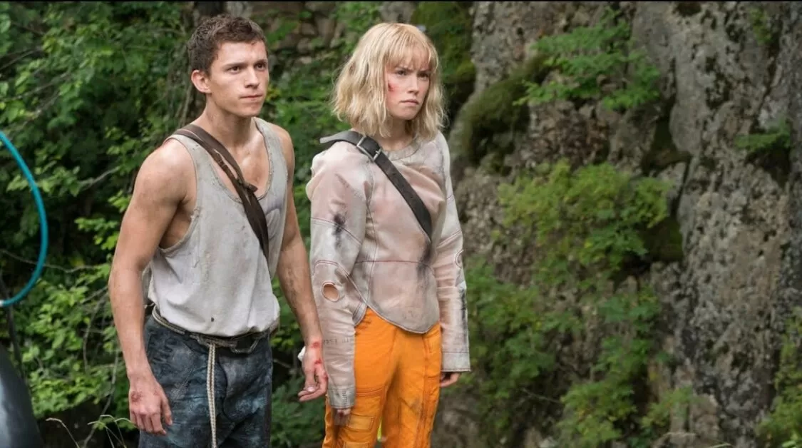 Tom Holland em cena no filme Mundo em Caos