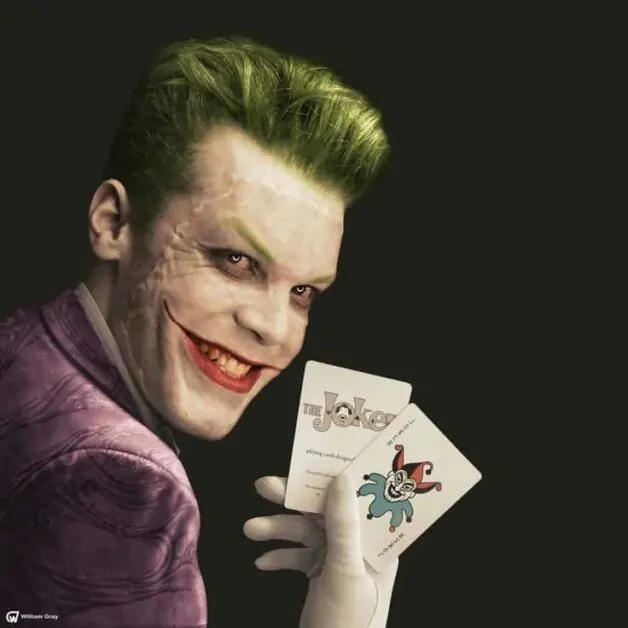 Cameron Monaghan, ator da série Gotham que interpreta Coringa.