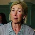 Na cena pós-créditos de Ouija Origem do Mal, é revelado que Line é Paulina (Lin Shaye) do filme de 2014.