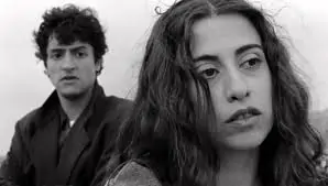 Terra Estrangeira, de Walter Salles